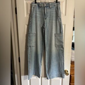 American Eagle Outfitters Light Wash Wide Leg Jeans